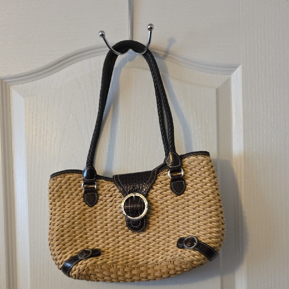 VINTAGE BRIGHTON STRAW AND LEATHER STYLISH TAN AND BROWN WOVEN HANDBAG